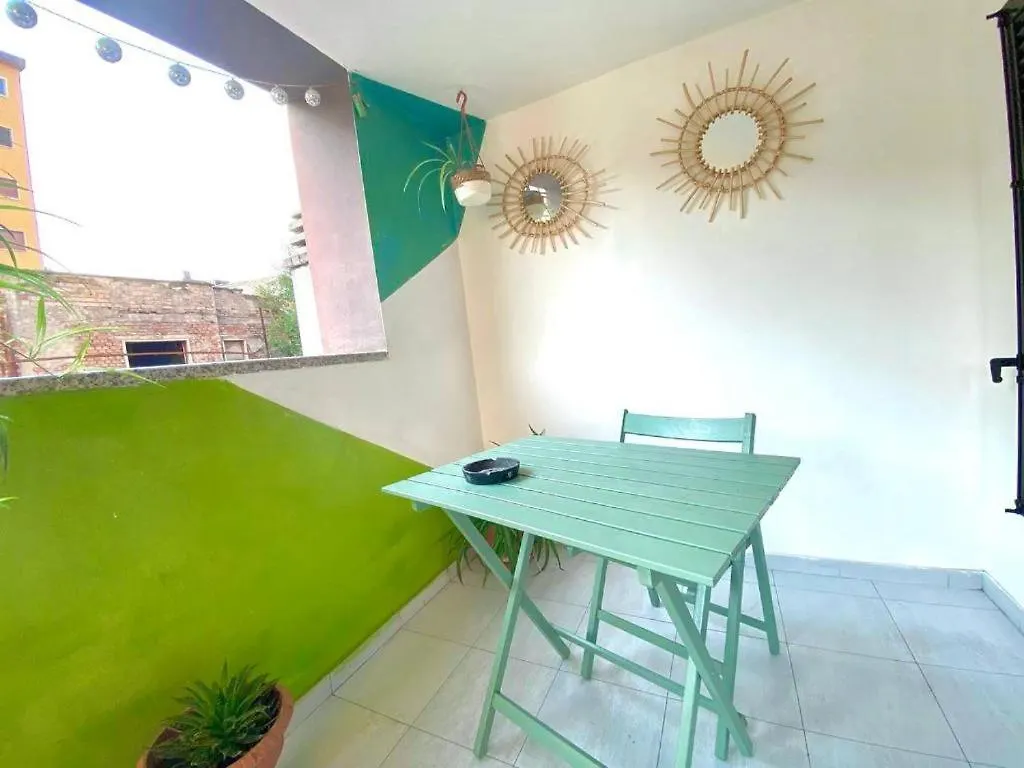 Conte Rosso House, Con Doppia Terrazza In Coorte Tranquilla A Due Passi Da Stazione E Metropolitana Lambrate Apartment Milan Italy