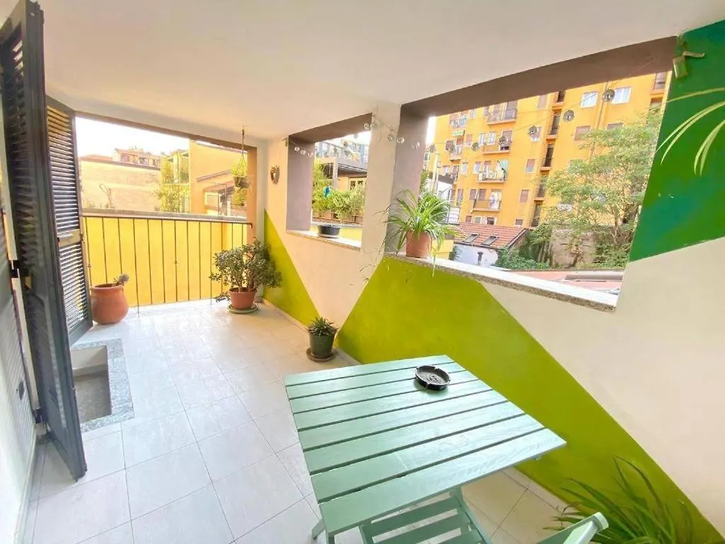 Conte Rosso House, Con Doppia Terrazza In Coorte Tranquilla A Due Passi Da Stazione E Metropolitana Lambrate Apartment Milan
